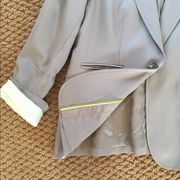 J.Crew Gray Wool Suiting Blazer Sz 8 - Picture 4 of 4